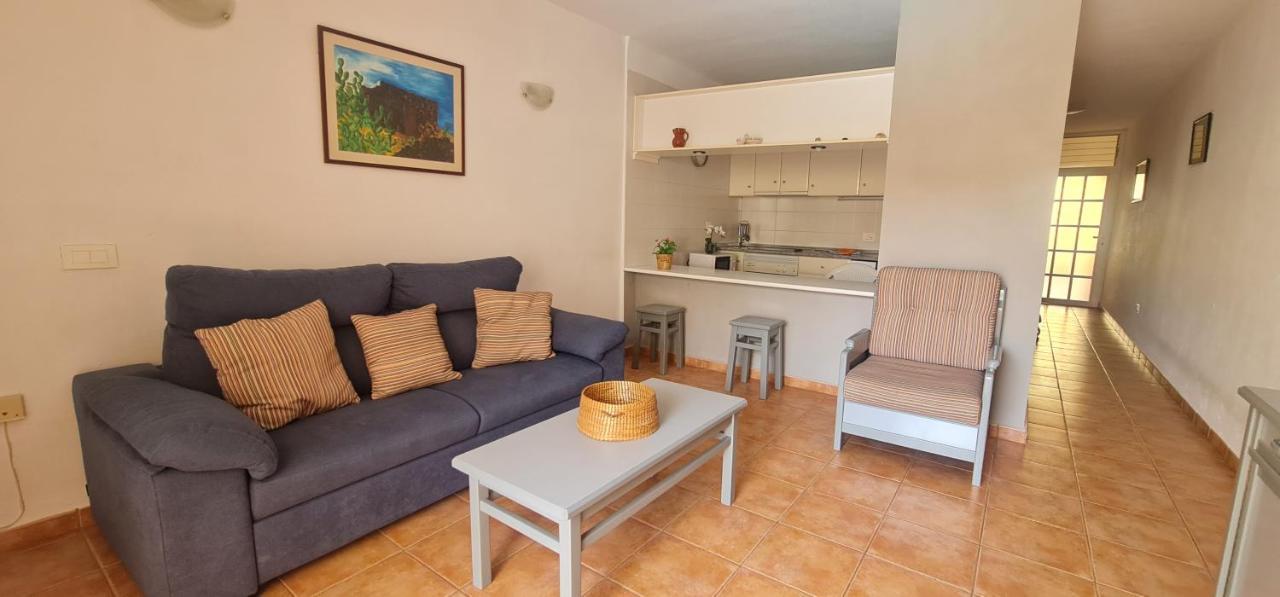 Vivienda Vacacional Marineda Sol Con Piscina El Medano 외부 사진